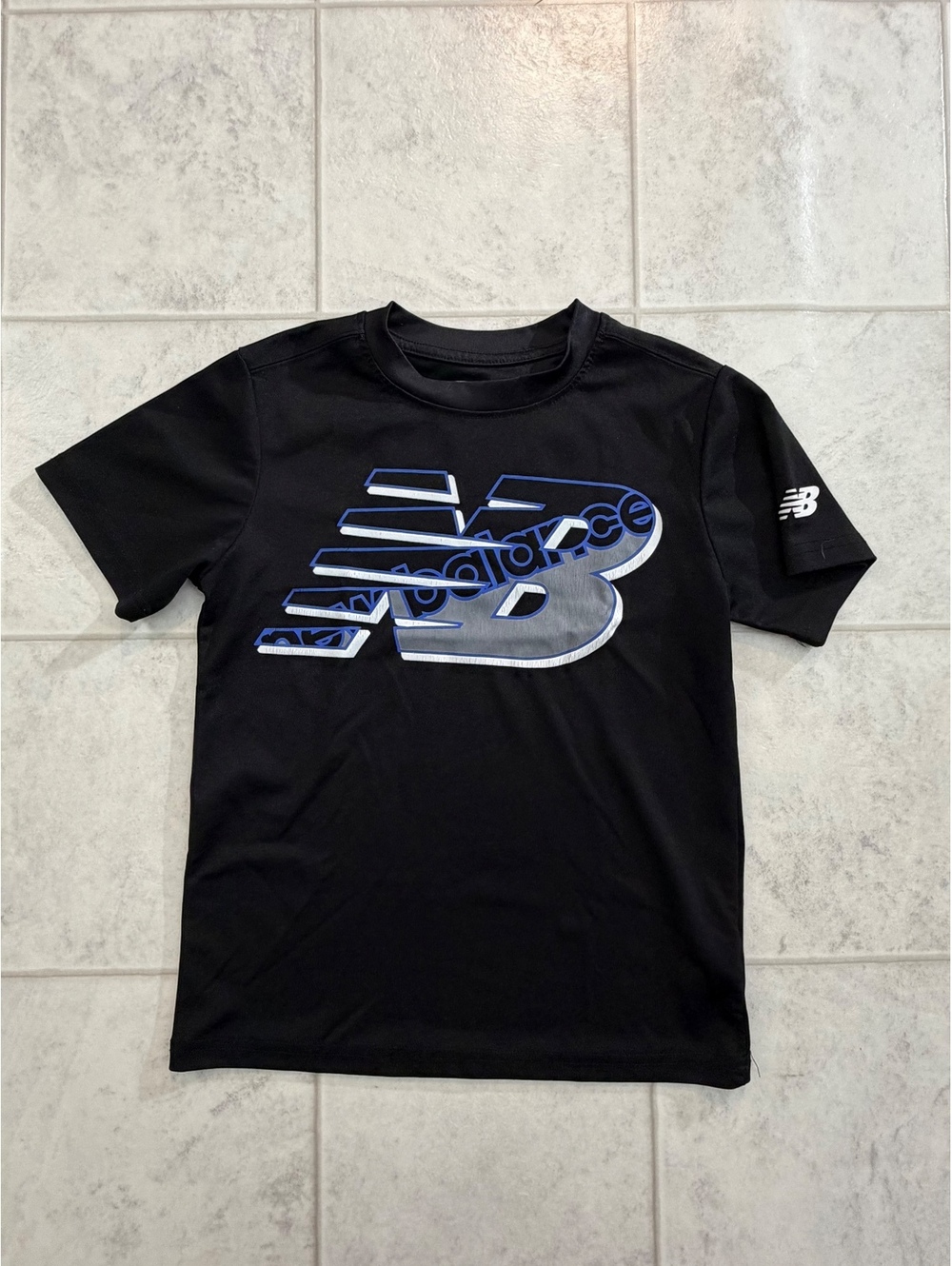 New Balance black graphic T shirt size 8